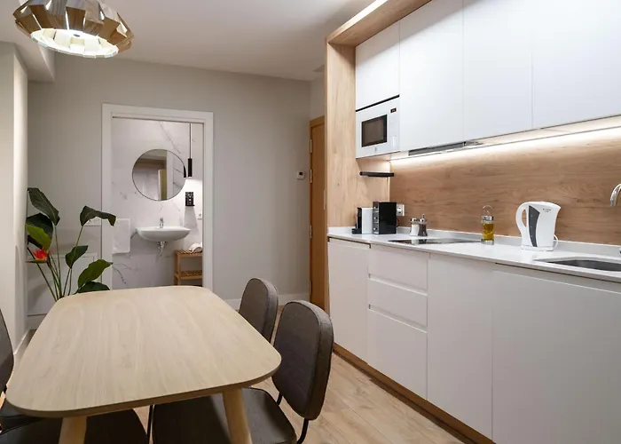 Limehome Tristan De Leguizamon Kalea Apartment