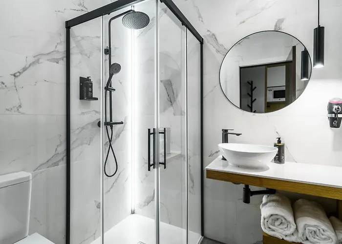 Limehome Tristan De Leguizamon Kalea Apartman